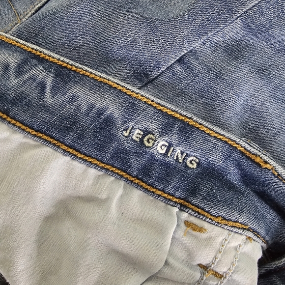 American Eagle Next Level Stretch Jegging Medium Wash Size 12 Regular - Picture 8 of 9